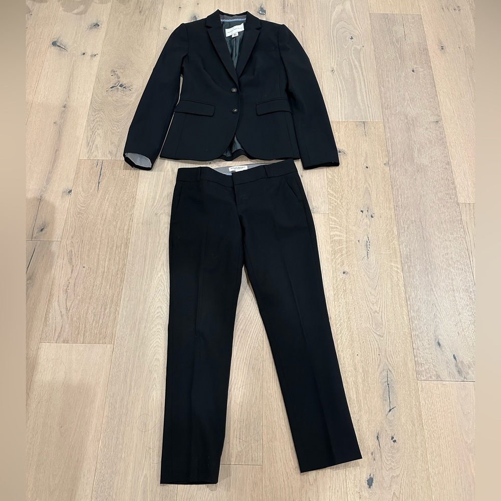 Banana Republic black wool suit, jacket size 0P, pants size 00P